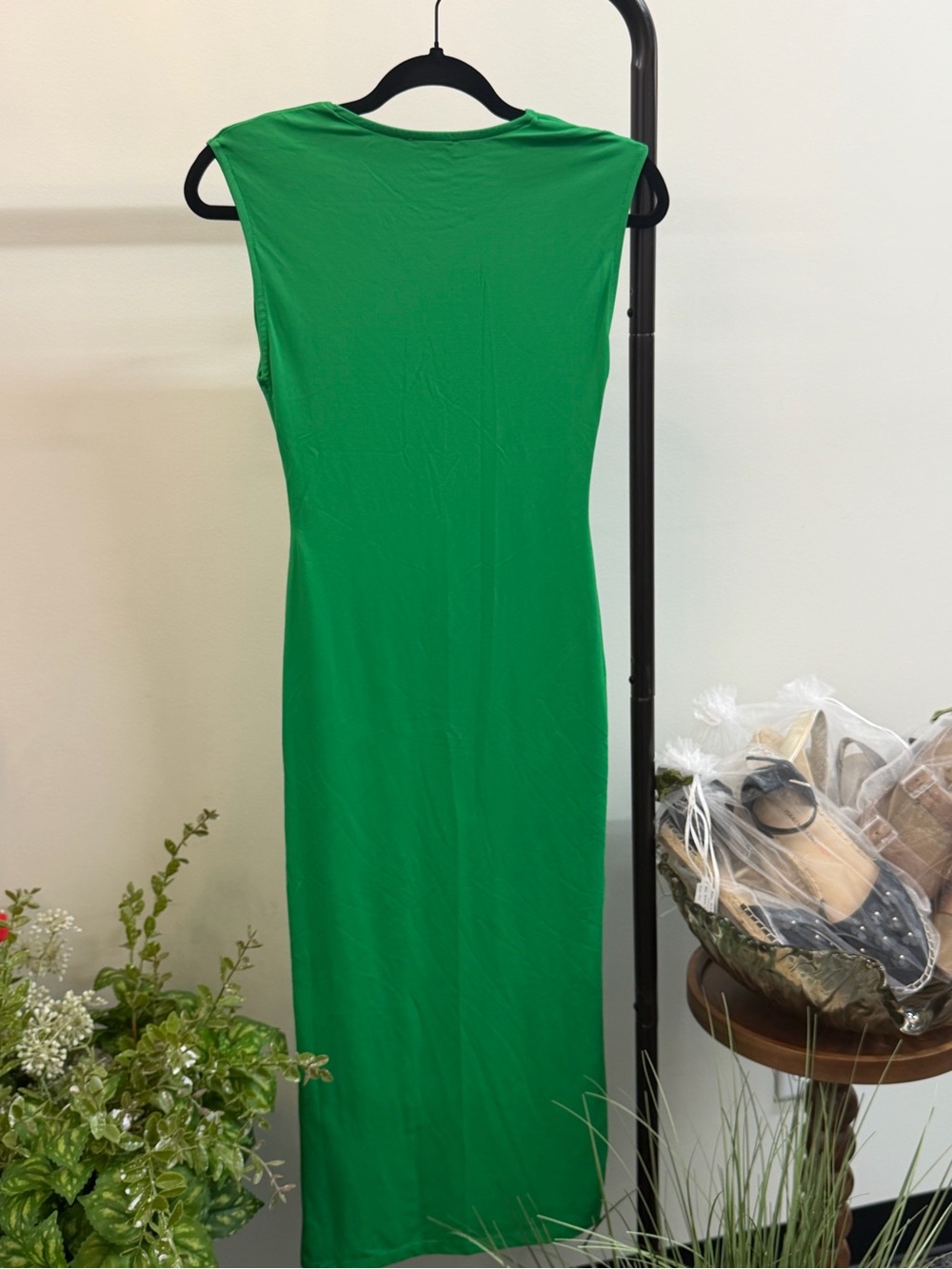 Zara Green Maxi Dress with Triple Circular Cutouts - Picture 4 of 4